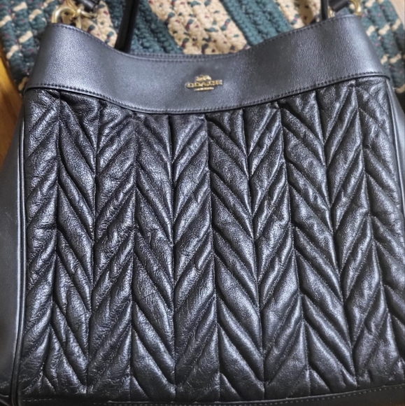 Coach purse - Picture 2 of 4